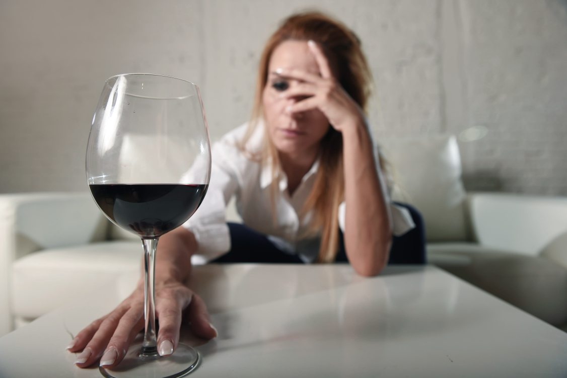 Alkoholizm Wśród Kobiet Kompendium Wiedzy Portal Zdrowie Życiepl 3362