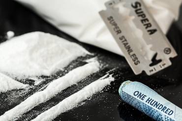 Objawy uzależnienia od narkotyków – jak rozpoznać, że to już nałóg?