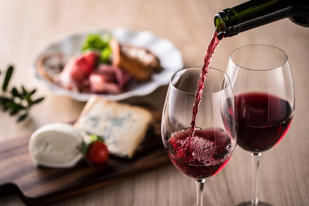 Czy wino półsłodkie jest zdrowe dla ludzkiego organizmu?